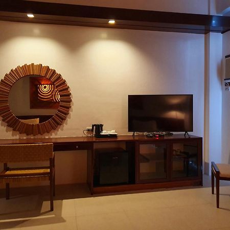 ג'נרל לונה Isla Cabana Resort מראה חיצוני תמונה
