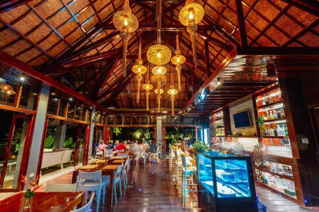 ג'נרל לונה Isla Cabana Resort מראה חיצוני תמונה
